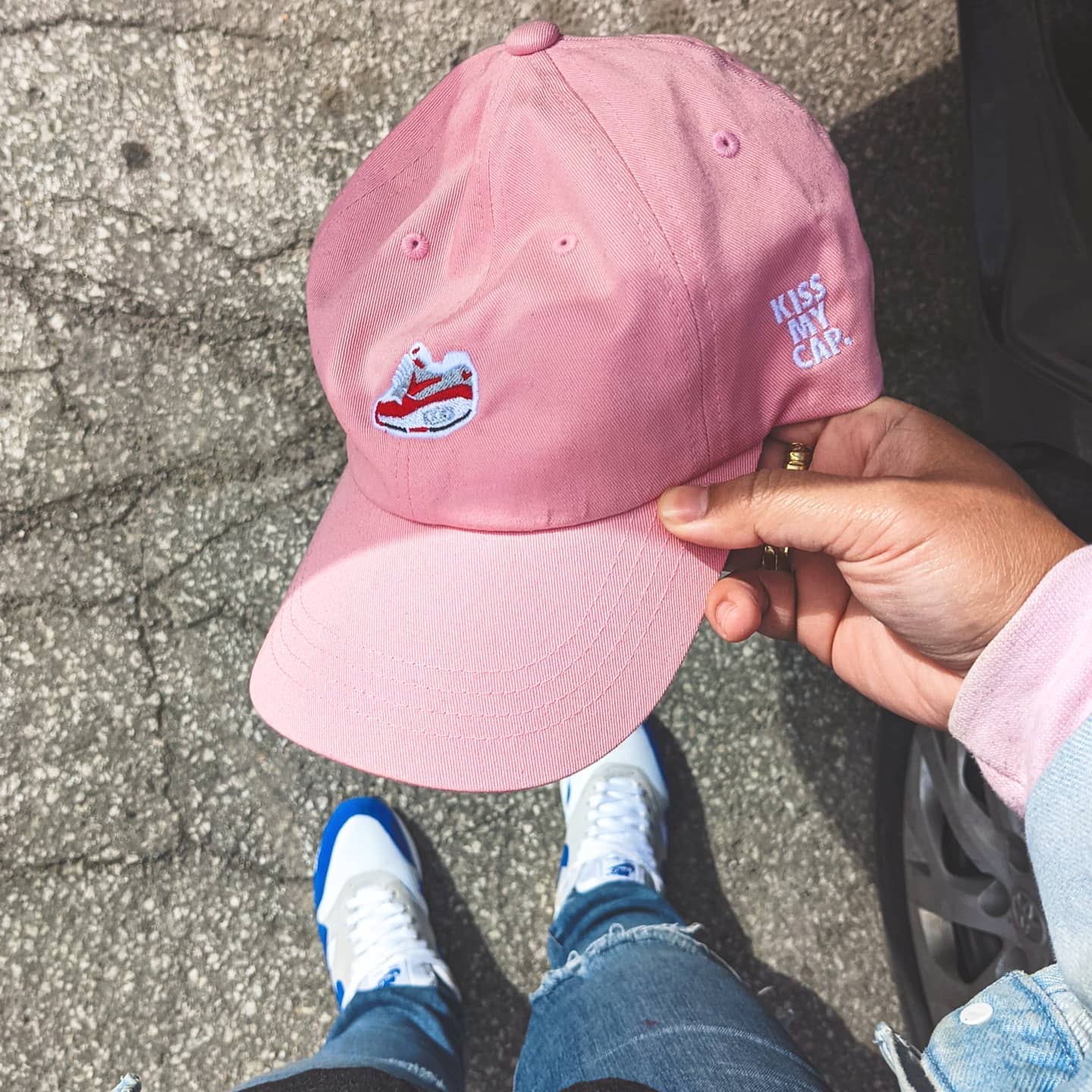 Kiss My Cap, Air Max 1 OG Red dad cap by Juberry / Judyna Pres
